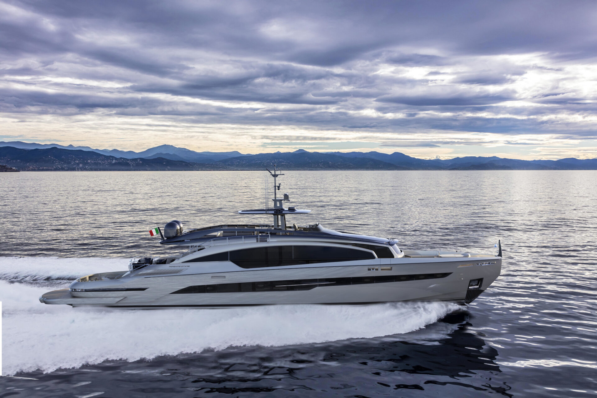 pershing yachts the gtx116