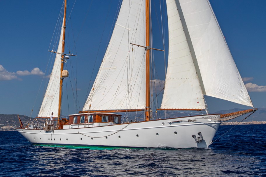 Iduna - Feadship Ketch For Sale 